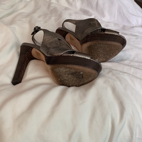 BCBG high heeled platform shoes size 7 shoes - Picture 4 of 7